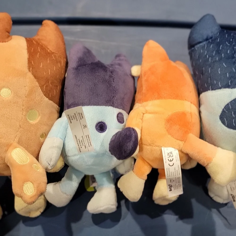 Bluey Family Plushes.....2 Bluey 2 Bingo. Two 7" & Two 9" All with Tags. - Picture 2 of 9